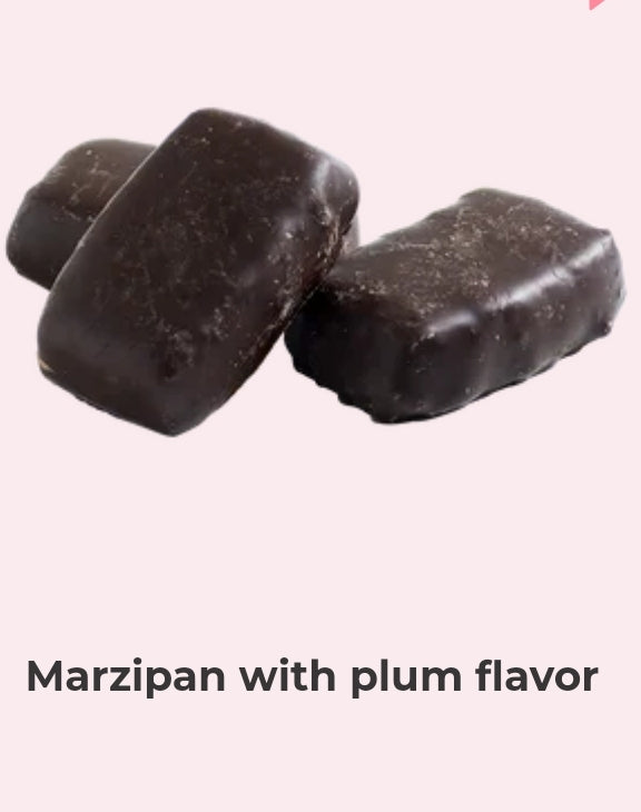 Marzipan with plum flavor - per 100 grams